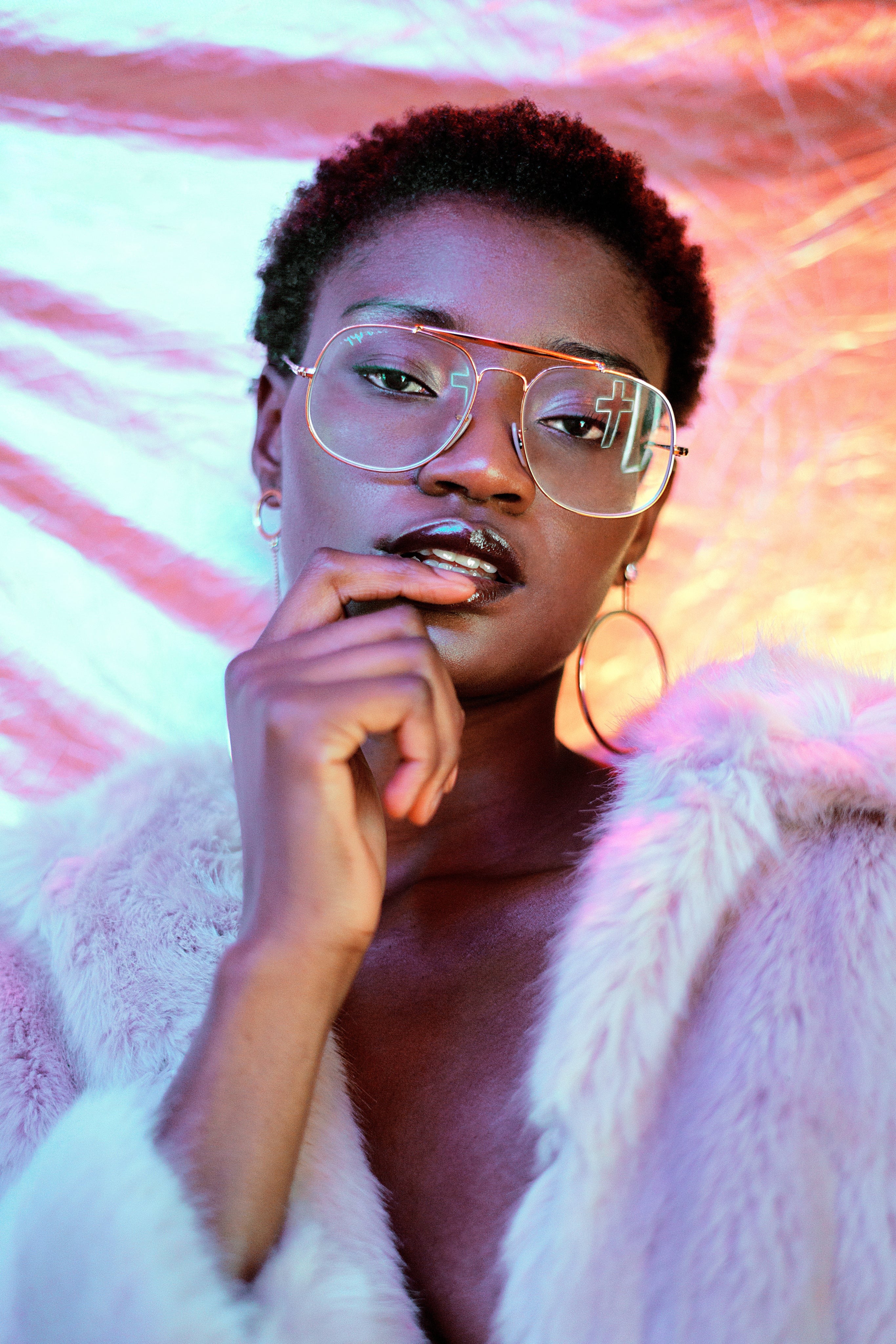 files/imgi_20_fashion-model-in-fur.jpg